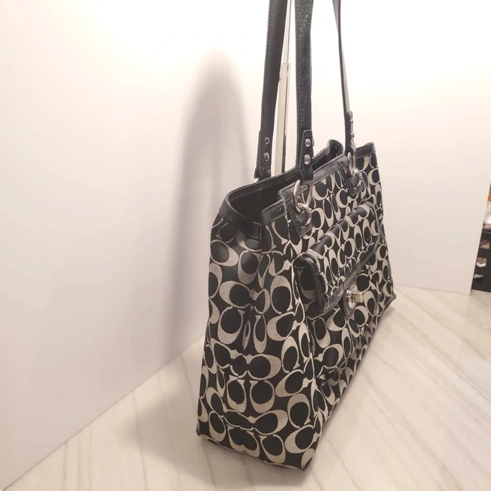 Coach F19188 Penelope Satchel in Black Logo Print